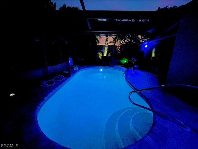 13226 Winsford LN, Fort Myers, FL 33966