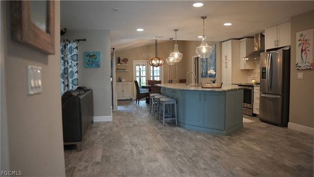 13226 Winsford LN, Fort Myers, FL 33966