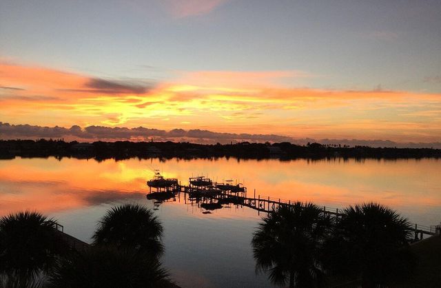 1202 S Lake Drive 502, Lantana, FL 33462