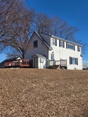 1156 8th Avenue S, South Saint Paul, MN 55075