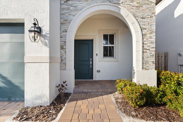 2405 NW 131st Circle, Miami, FL 33167