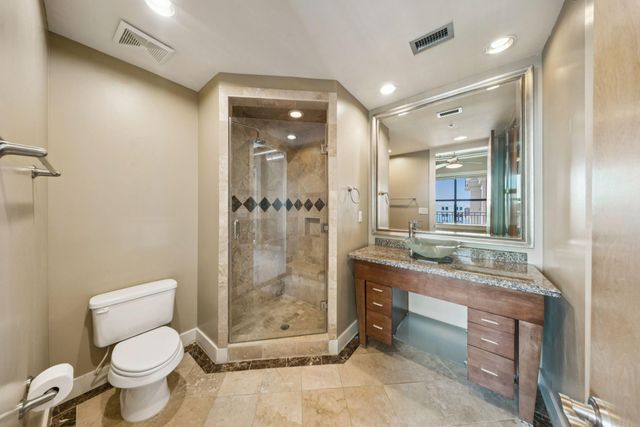 150 Bee Street 716, Charleston, SC 29401