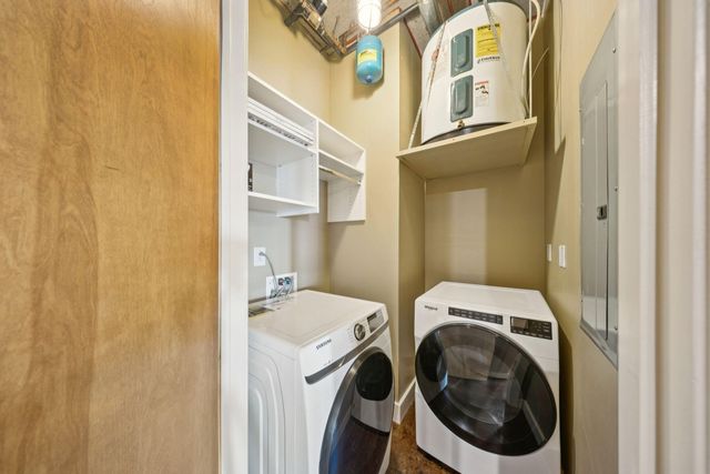 150 Bee Street 716, Charleston, SC 29401