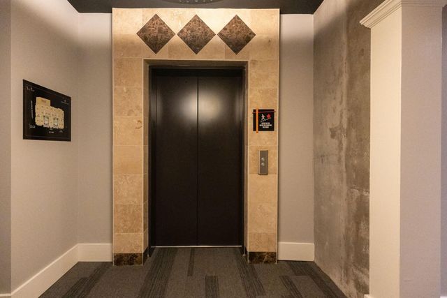 150 Bee Street 716, Charleston, SC 29401