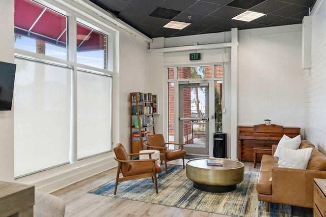 150 Bee Street 716, Charleston, SC 29401