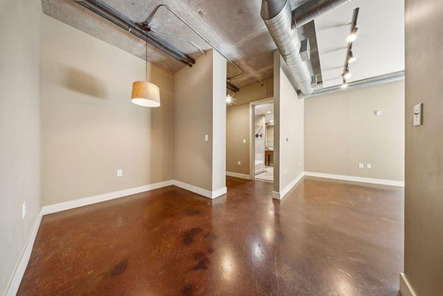 150 Bee Street 716, Charleston, SC 29401