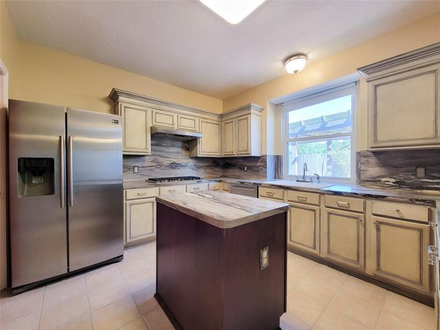 13602 Somersworth Drive, Houston, TX 77041