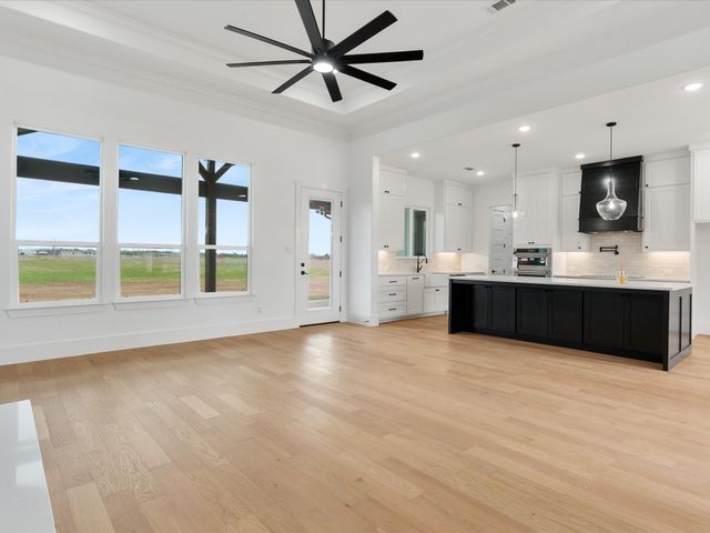 3209 Willow Road, Celeste, TX 75423