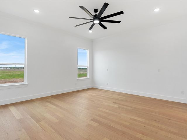 3209 Willow Road, Celeste, TX 75423