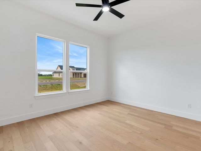 3209 Willow Road, Celeste, TX 75423