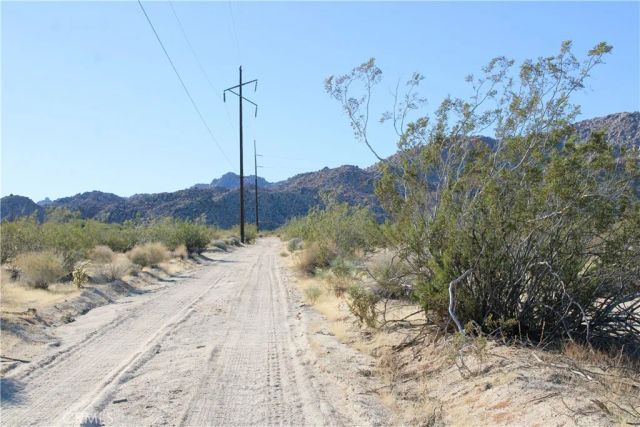 61308104 Dorth, 29 Palms, CA 92277