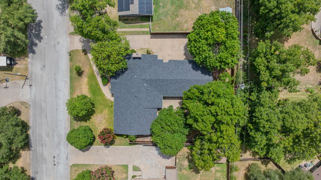 1214 Loma Alta Place, Cleburne, TX 76033