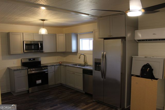 11 Liberty Street, Gainesville, GA 30501