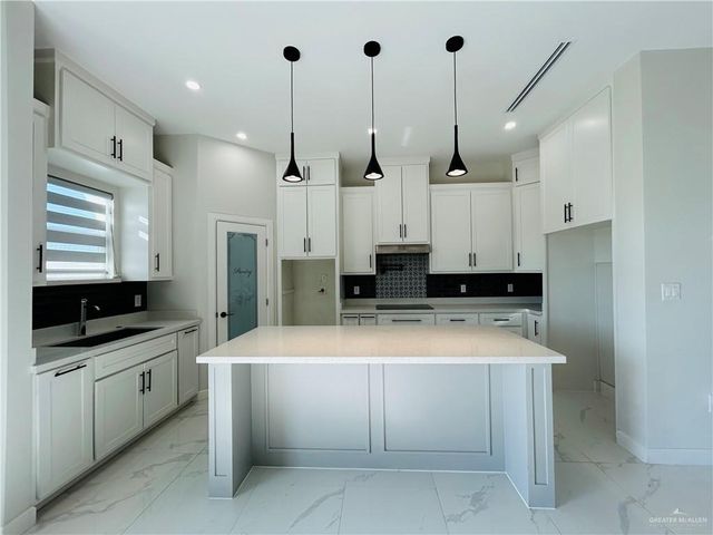 4904 N 26th Street, Mcallen, TX 78504