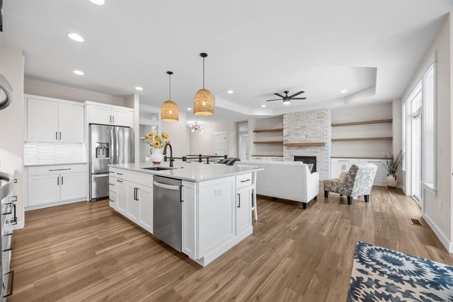 214 Williams Dr., Marion, IA 52302