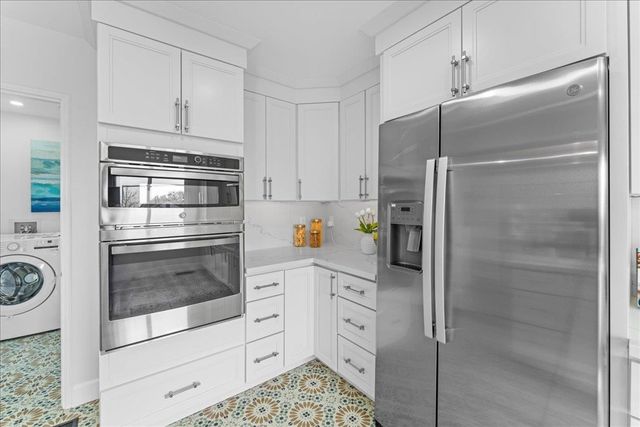 6032 6032 Mauritania Ave, Oakland, CA 94605