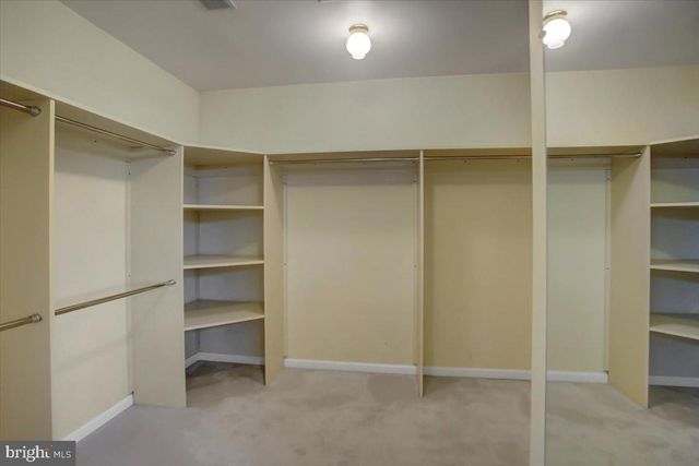 533 HILLTOP CIR, Greencastle, PA 17225