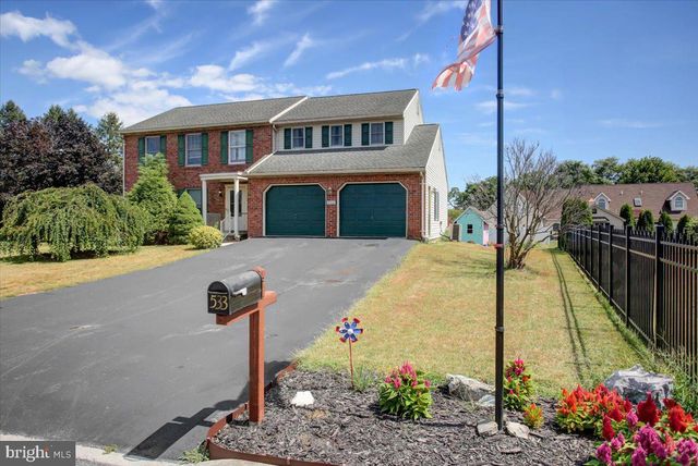 533 HILLTOP CIR, Greencastle, PA 17225
