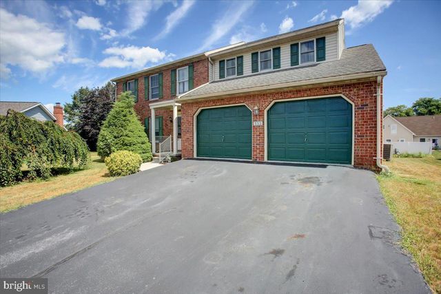 533 HILLTOP CIR, Greencastle, PA 17225