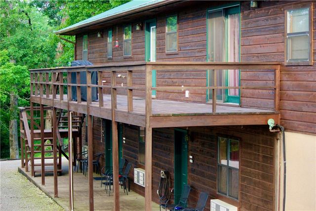 590 County Road 214, Eureka Springs, AR 72631