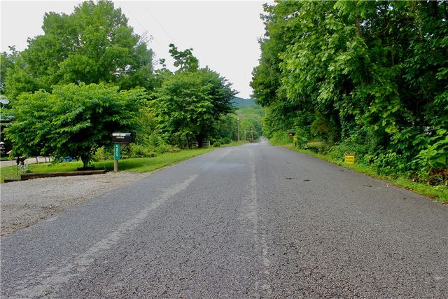 590 County Road 214, Eureka Springs, AR 72631