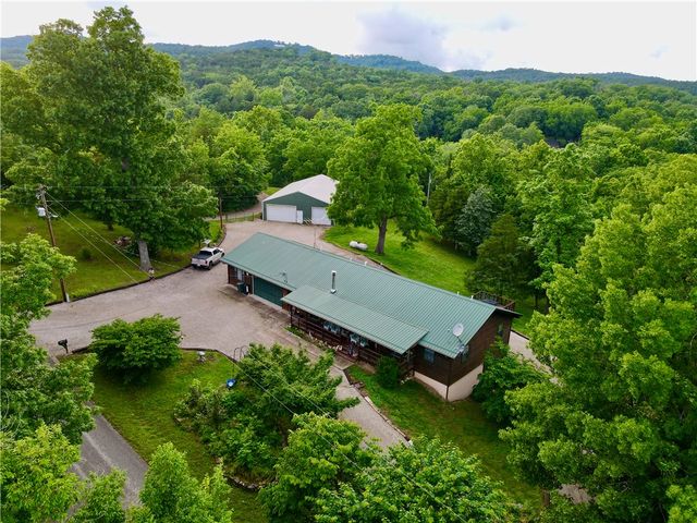 590 County Road 214, Eureka Springs, AR 72631