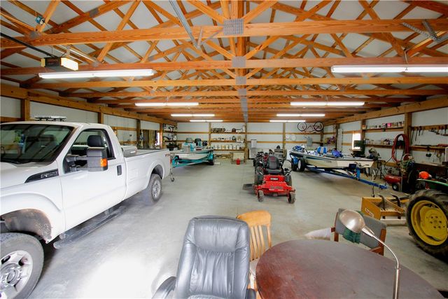 590 County Road 214, Eureka Springs, AR 72631