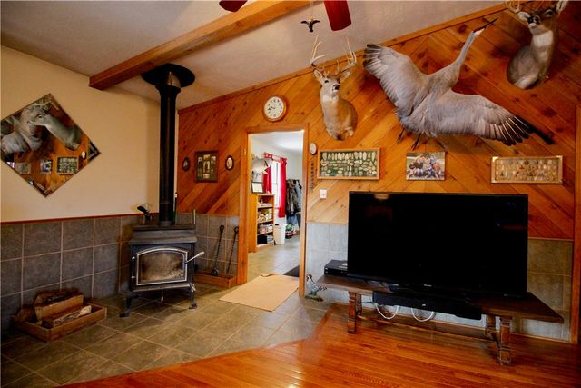 590 County Road 214, Eureka Springs, AR 72631