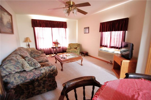 590 County Road 214, Eureka Springs, AR 72631