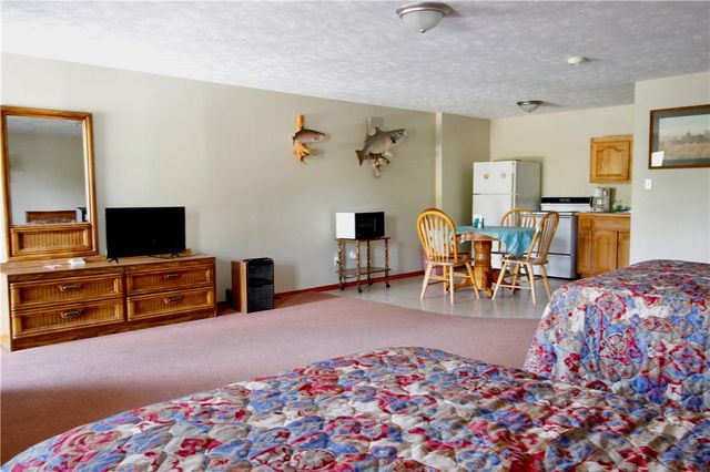 590 County Road 214, Eureka Springs, AR 72631