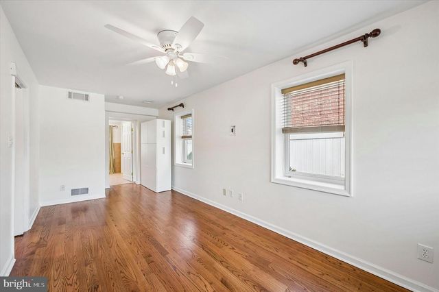 206 OXFORD HILL LN, Havertown, PA 19083