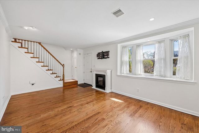 206 OXFORD HILL LN, Havertown, PA 19083