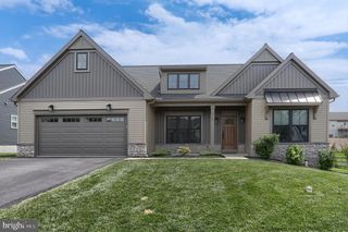 908 BRIAR ROSE AVE, Lebanon, PA 17046