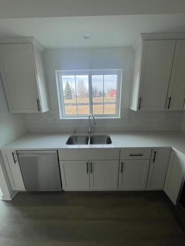 584 Twin Creeks DRIVE, Dousman, WI 53118