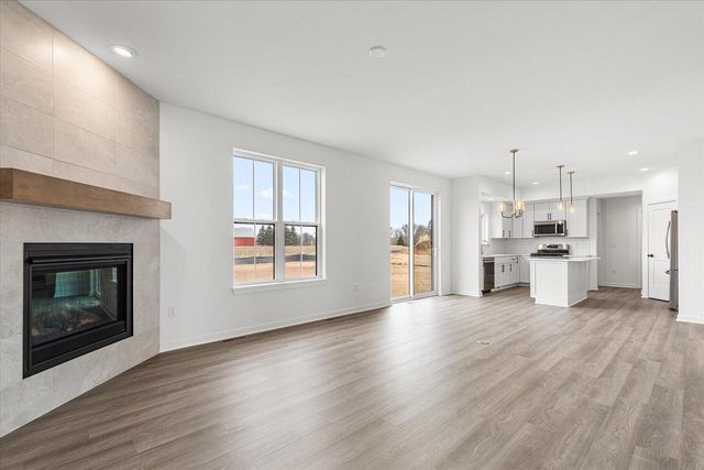 584 Twin Creeks DRIVE, Dousman, WI 53118