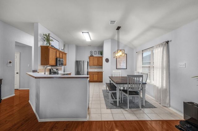 8421 Cactus Flower Drive, Fort Worth, TX 76131