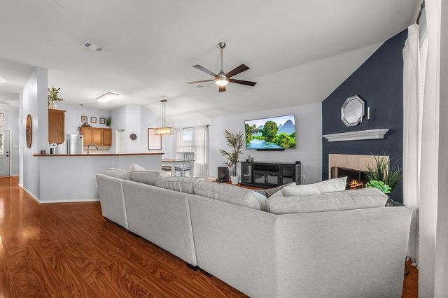 8421 Cactus Flower Drive, Fort Worth, TX 76131