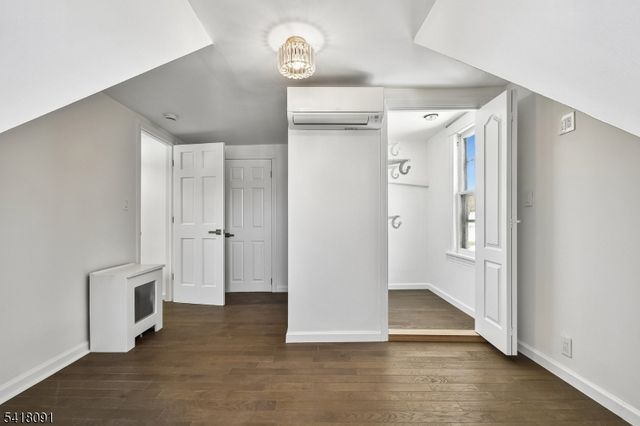 23 Blaine St, Millburn Twp., NJ 07041