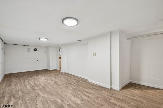 23 Blaine St, Millburn Twp., NJ 07041