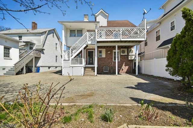 23 Blaine St, Millburn Twp., NJ 07041