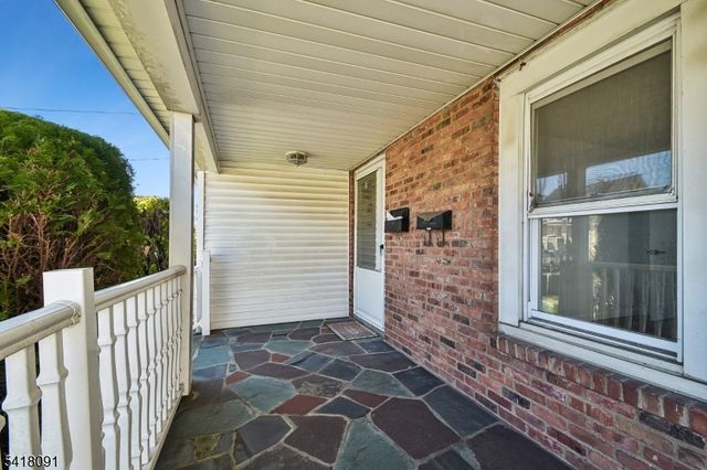 23 Blaine St, Millburn Twp., NJ 07041