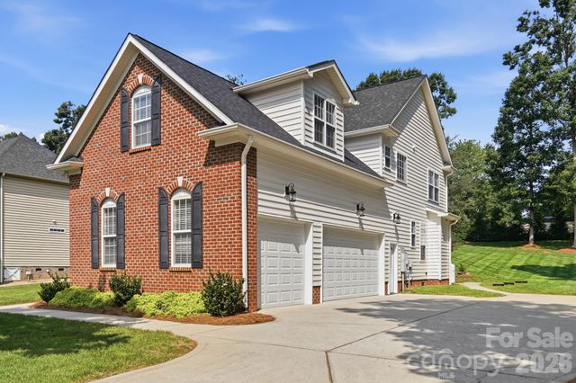 5875 Tipperary Drive, Denver, NC 28037