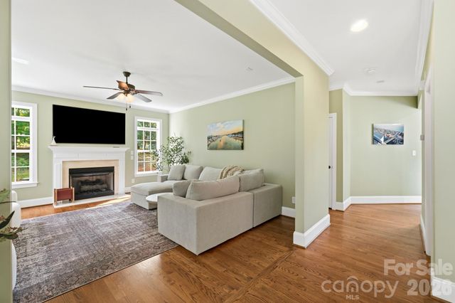 5875 Tipperary Drive, Denver, NC 28037