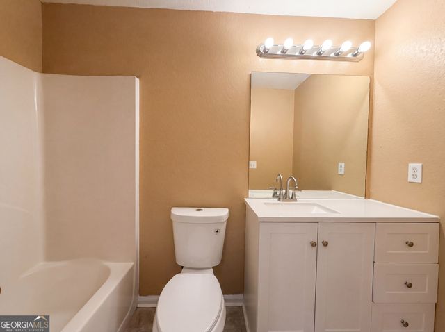 7045 Brookview Creek, Riverdale, GA 30274