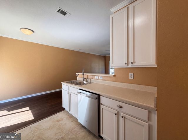 7045 Brookview Creek, Riverdale, GA 30274