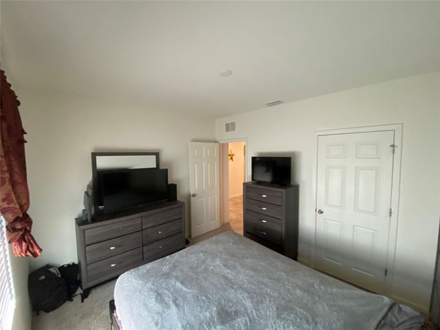 5604 Amusement Avenue, Fort Pierce, FL 34947