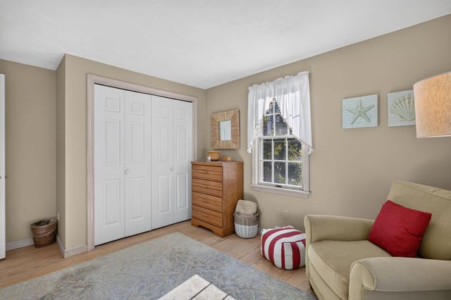 908 Shore Road, Pocasset, MA 02559