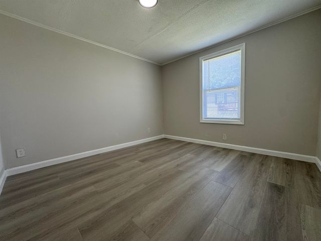 301 Sherwood Glen, Somersworth, NH 03878