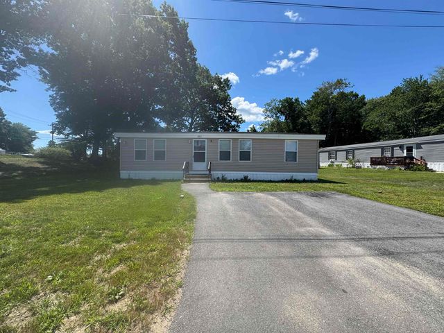 301 Sherwood Glen, Somersworth, NH 03878