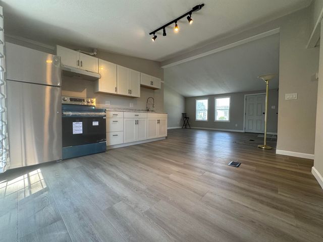 301 Sherwood Glen, Somersworth, NH 03878
